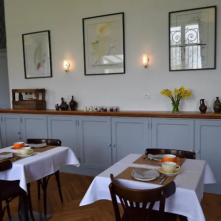 D'hotes Le Clos Des Marronniers 住宿加早餐酒店