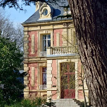 D'hotes Le Clos Des Marronniers 3*