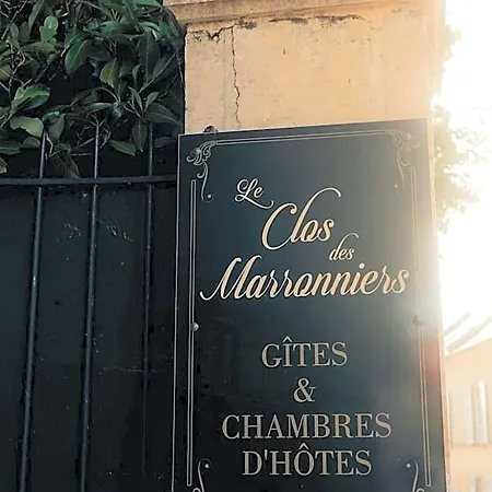 D'hotes Le Clos Des Marronniers 住宿加早餐酒店 Douvres-la-Délivrande