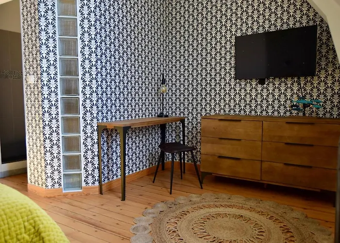 D'hotes Le Clos Des Marronniers Bed & Breakfast 3*